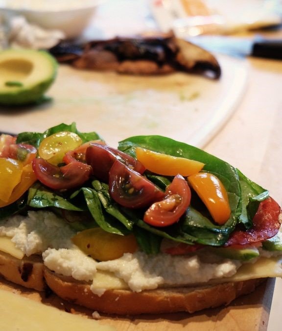 restaurant-dish-meal-food-salad-mediterranean-1331351-pxhere.com_-506130_1080x675